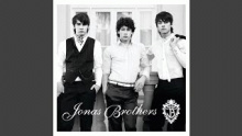 Смотреть клип Just Friends - Jonas Brothers
