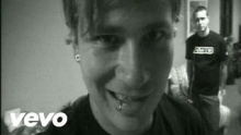 Смотреть клип Anthem Part Two - Blink-182