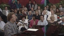 Смотреть клип When You Pray (Live) - Bill & Gloria Gaither
