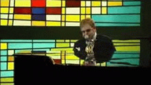 Смотреть клип Porch Swing In Tupelo - Elton John