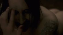 Смотреть клип Putting Holes In Happiness - Marilyn Manson