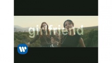 Смотреть клип Girlfriend - Icona Pop