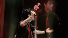 Смотреть клип American Idiot (Live) - Green Day