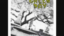 Смотреть клип I Want To be Alone - Green Day