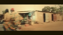Смотреть клип L'Afrique doit du fric - Tiken Jah Fakoly