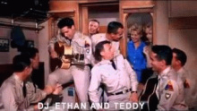 Смотреть клип Frankfort Special - Elvis Presley