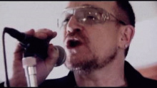 Смотреть клип No Line On The Horizon - U2