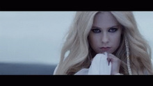 Смотреть клип Head Above Water - А́врил Рамо́на Лави́н (Avril Ramona Lavigne)