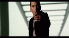 Смотреть клип No Love - Eminem
