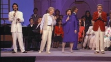 Смотреть клип I Bowed On My Knees (Live) - Bill & Gloria Gaither