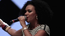 Смотреть клип Samba Do Grande Amor - Mariene De Castro