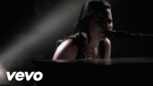 Смотреть клип Thoughtless - Evanescence