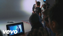 Смотреть клип Vans On - Behind The Scenes - T. Mills