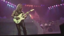 Смотреть клип Infinite Dreams (Live) - Iron Maiden