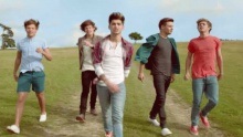 Смотреть клип Live While We're Young - One Direction