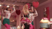 Смотреть клип Behind the Scenes of Hello Kitty - Part 2 - Avril Lavigne