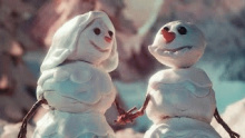 Смотреть клип Snowman - Си́я Кейт Изобе́ль Фе́рлер