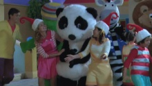 O Natal No Bairro Do Panda - Panda e Os Caricas