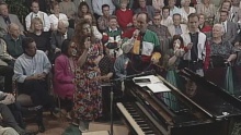 Смотреть клип I Heard About a Stone (feat. The Kevin Spencer Family) (Live) - Bill & Gloria Gaither