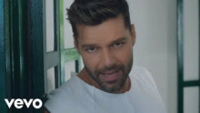Смотреть клип La Mordidita - Ricky Martin